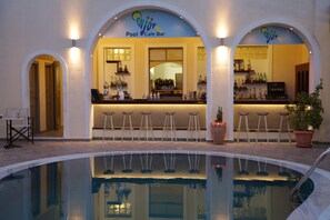 Bar (on property) - Enjoy Villas (Santorini)