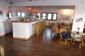 Dining - Avra Pension (Naxos)