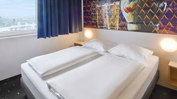 Quarto casal | Escrivaninha, espaço de trabalho para notebook, quartos à prova de som