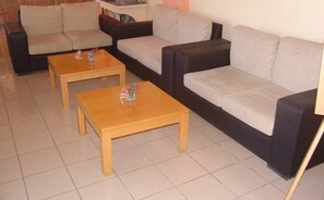 Living room - Silver Beach Hotel and Annexe Apartments (Corfu)