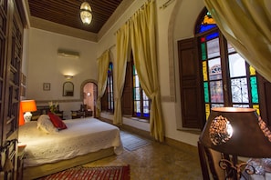 Double Room (LUCIA) | Premium bedding, in-room safe, blackout curtains, free WiFi - Riad Norma (Fes)