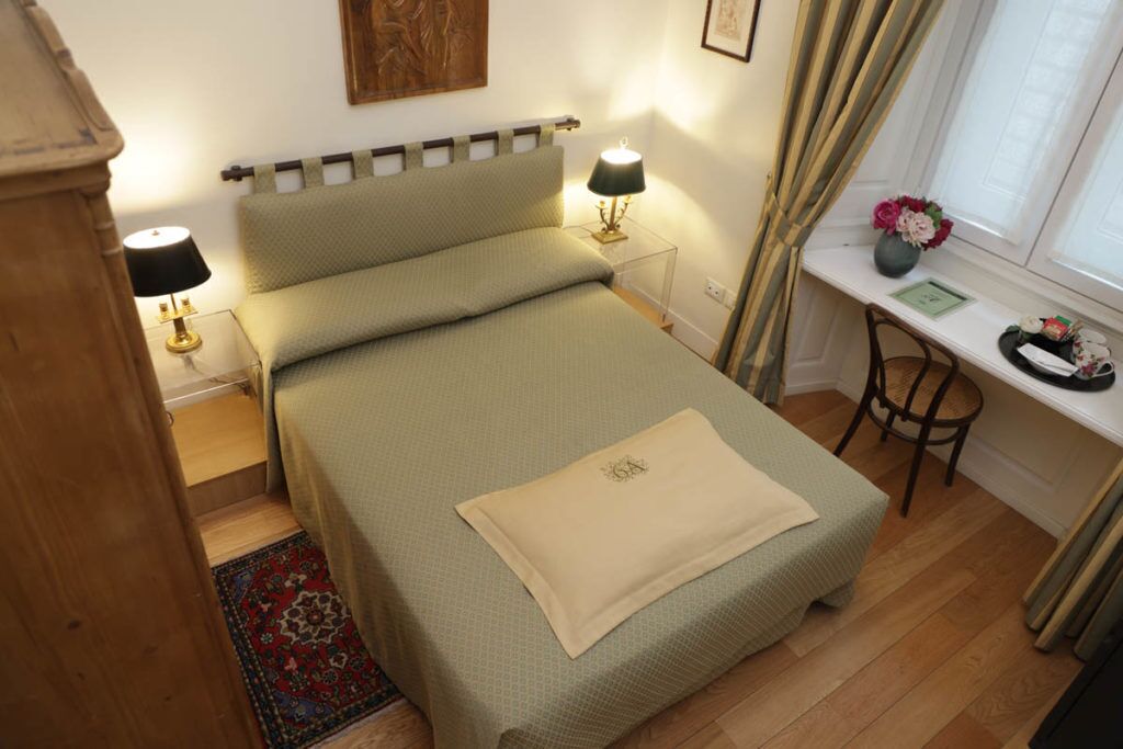 Basic Double Room | Minibar, desk, laptop workspace, soundproofing