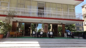 Property entrance - Hotel Fellini Rimini (Rimini)