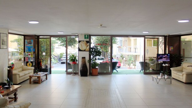 Flat-screen TV - Hotel Fellini Rimini (Rimini)