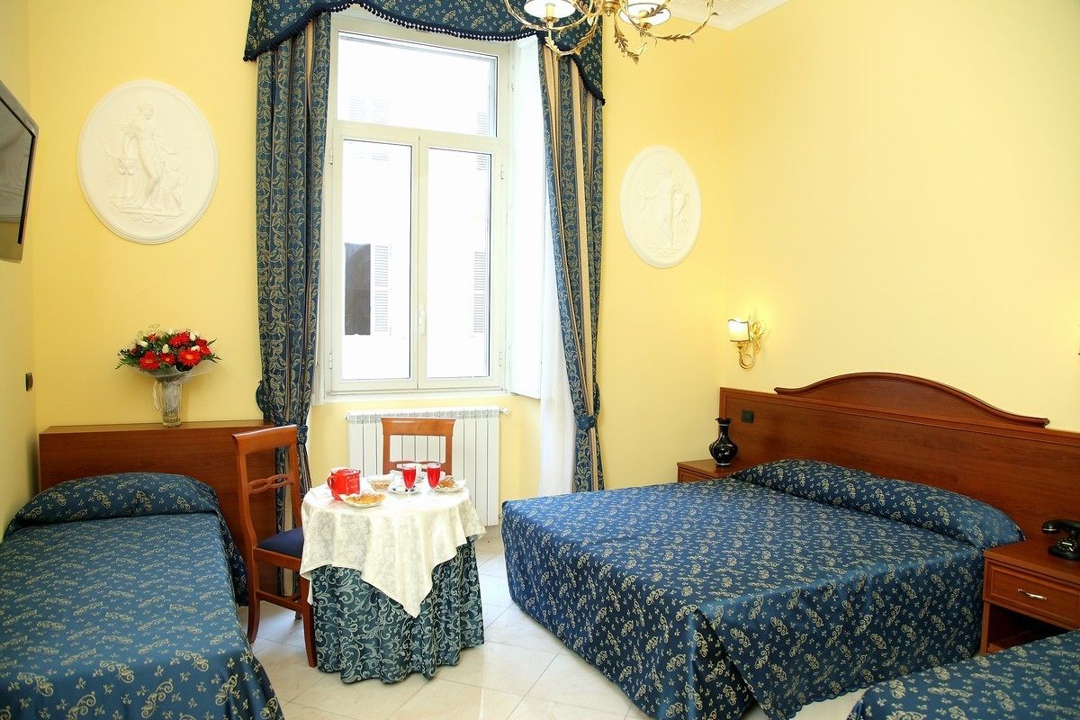 Photo - Caroline Suite