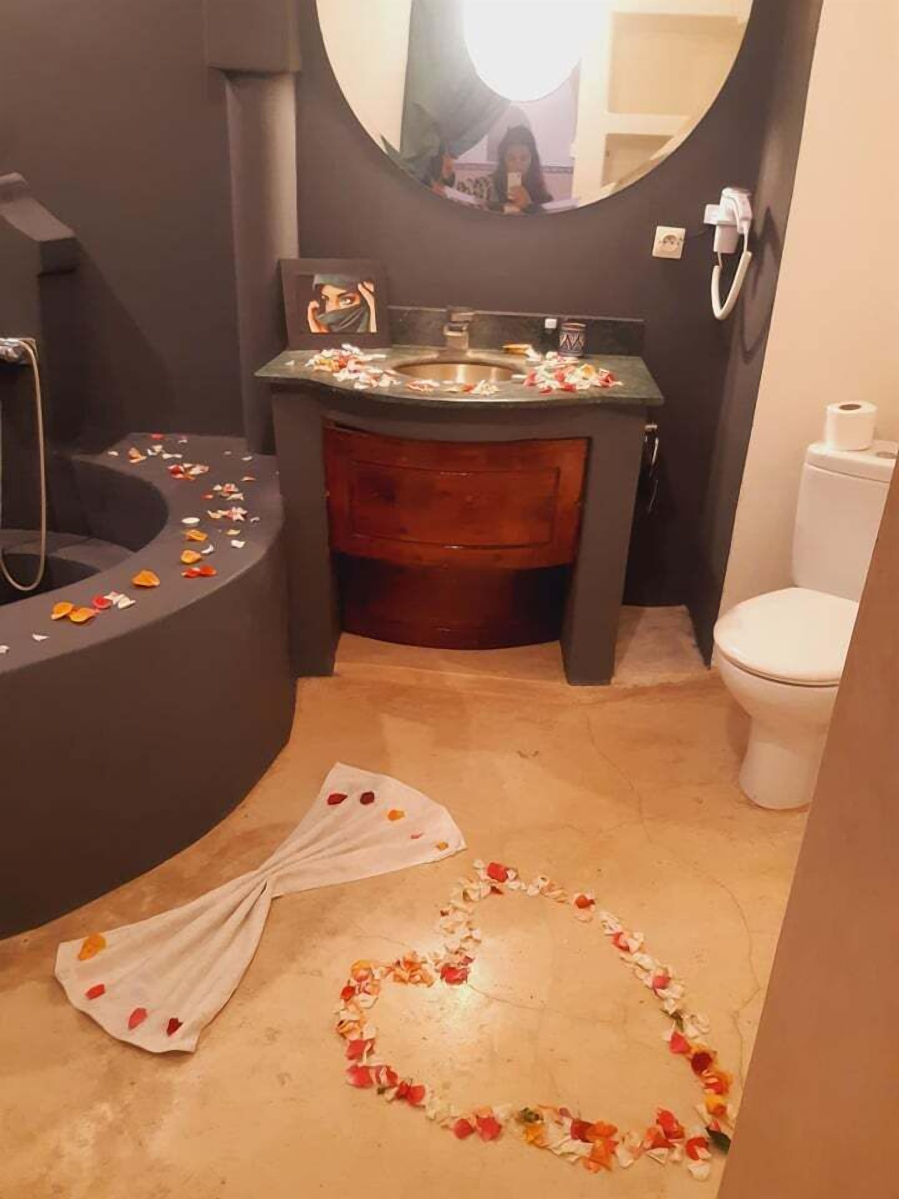 Photo - Riad Chalymar