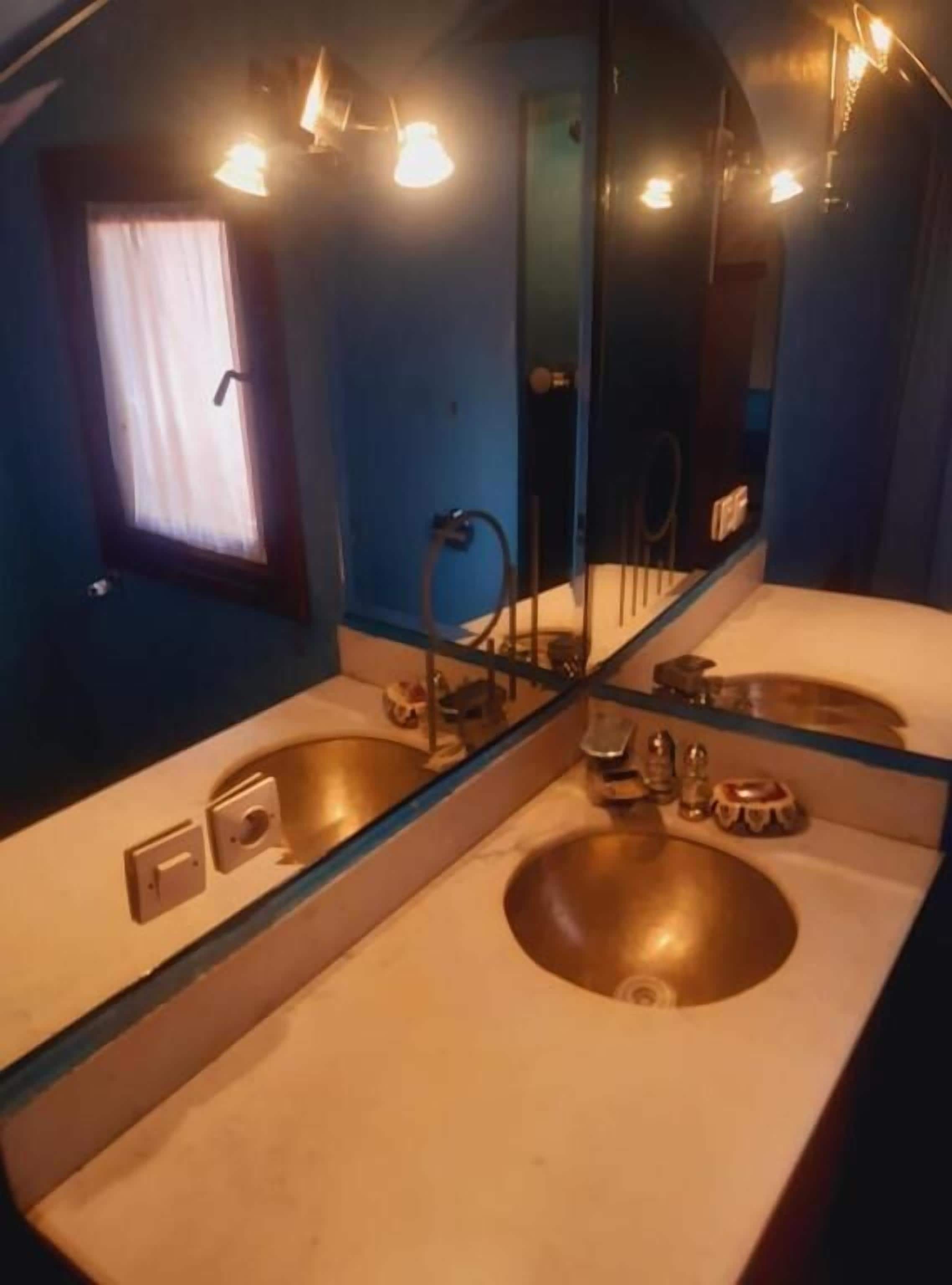 Photo - Riad Chalymar