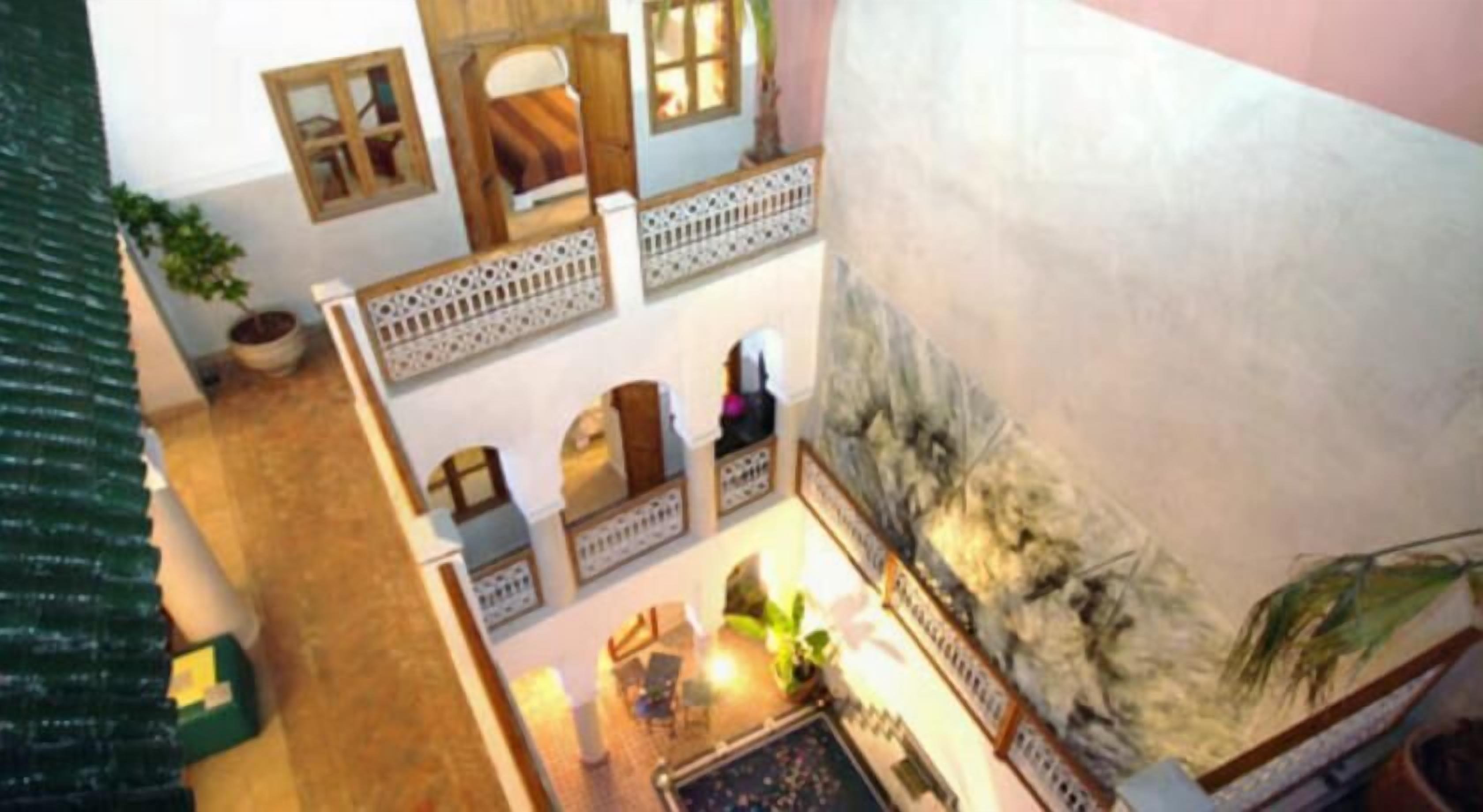 Photo - Riad Chalymar