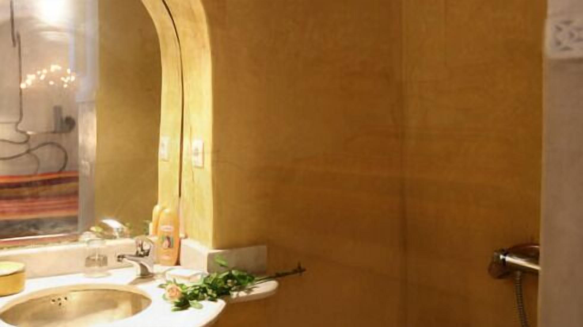 Photo - Riad Chalymar