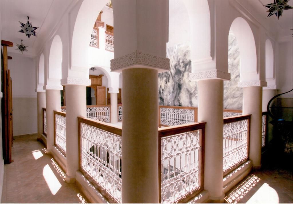 Photo - Riad Chalymar