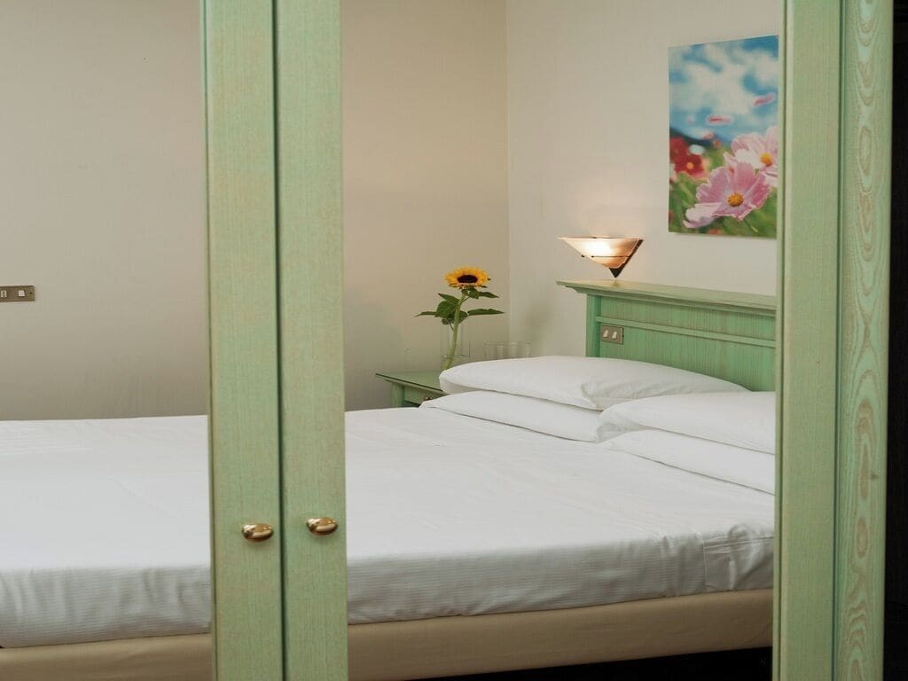 Double Room Single Use | Down comforters, minibar, in-room safe, desk