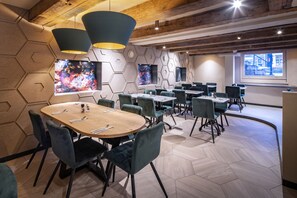 Frokostbuffé hver dag (EUR 33 per person)