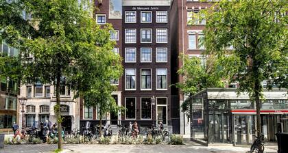 Mister Highland Hotel