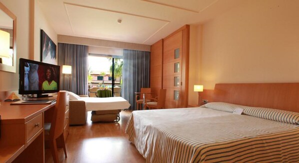 Room - El Delfin Verde (Torroella de Montgri)