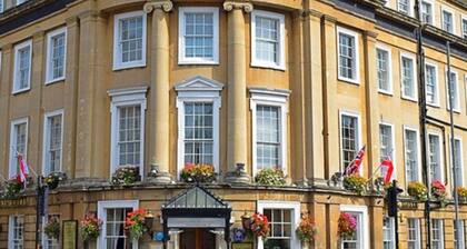 The Royal Hotel