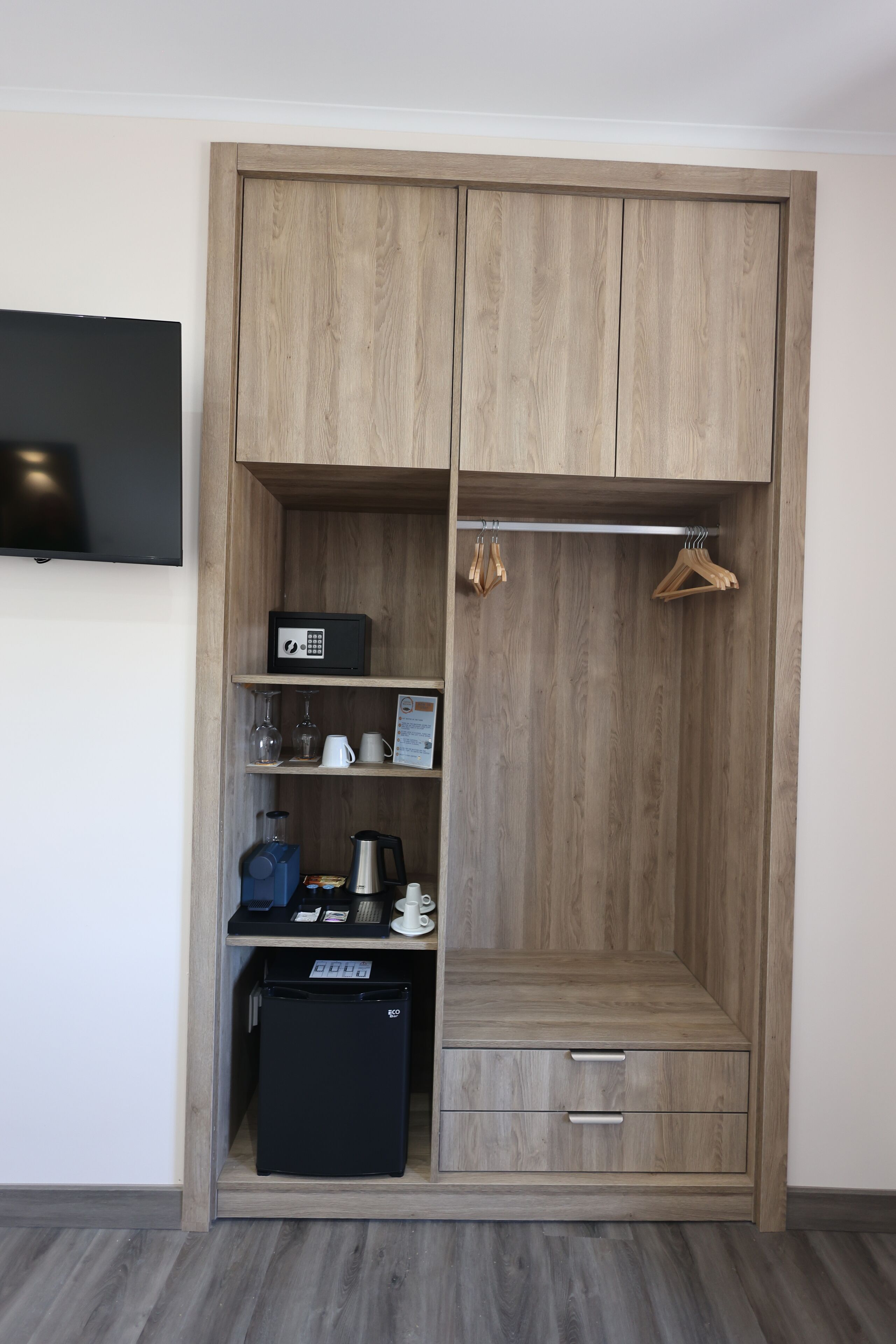 Photo - Pensao Praca Da Figueira