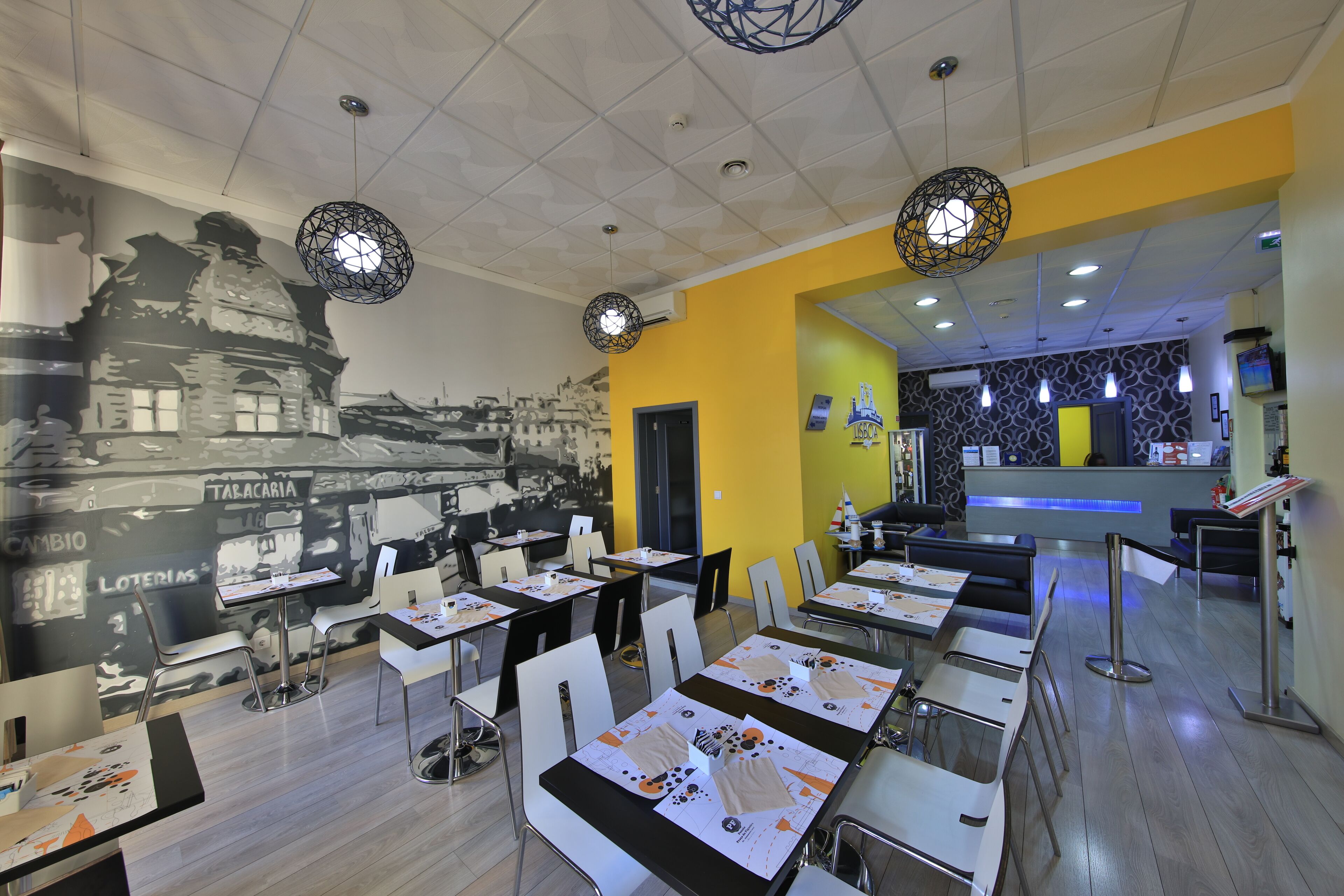 Desayuno de autoservicio incluido todos los días