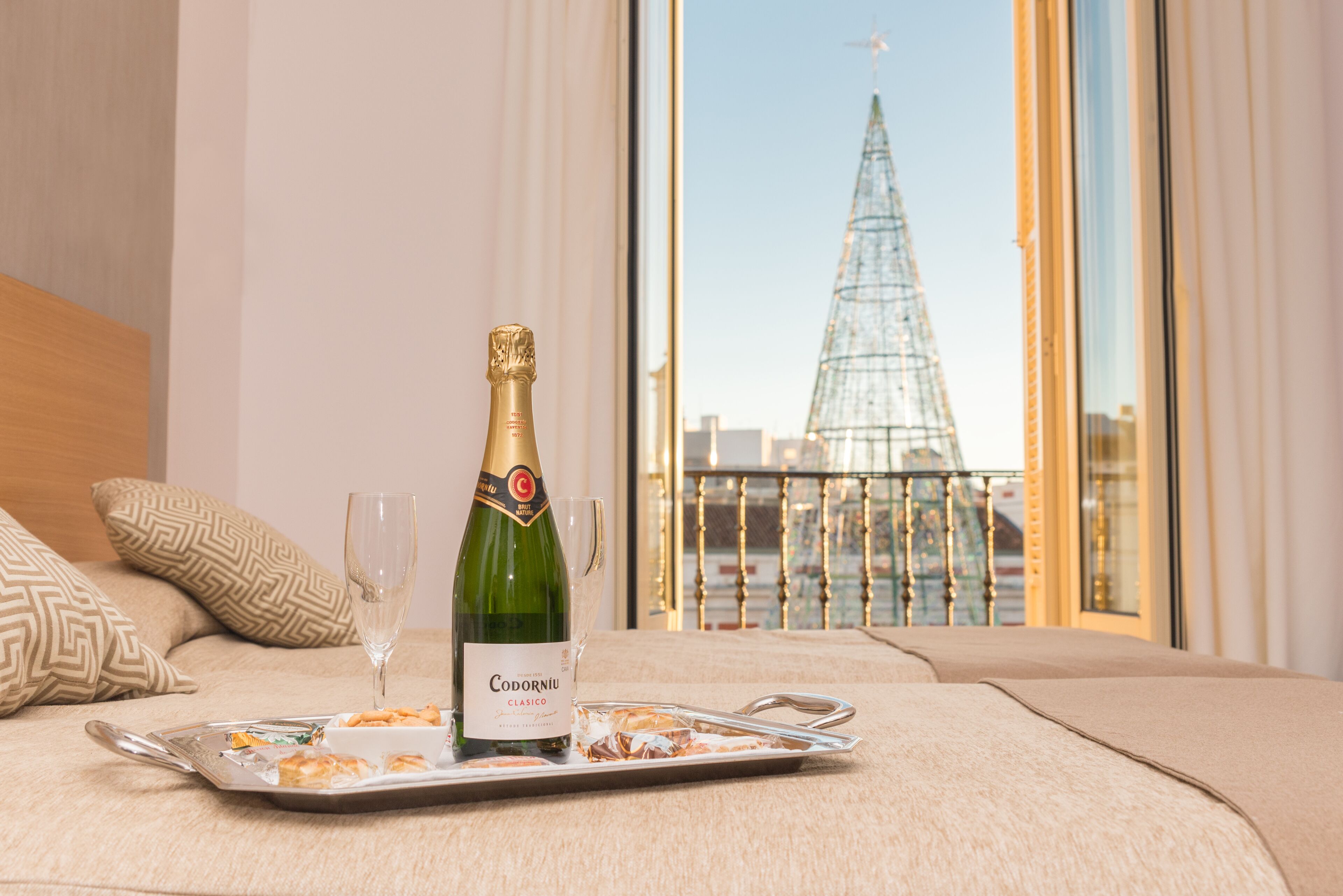 breakfast, lunch, dinner served; spanish cuisine