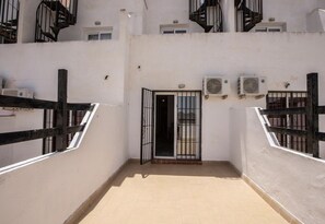 Apartment, 2 Bedrooms | Terrace/patio