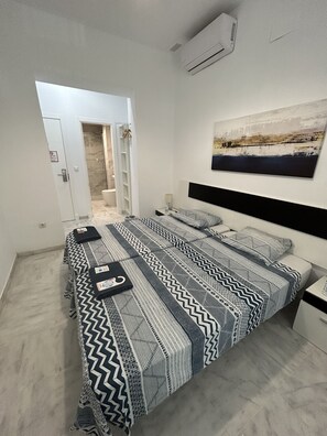 Free WiFi, bed sheets - The Spot Central Hostel (Seville)