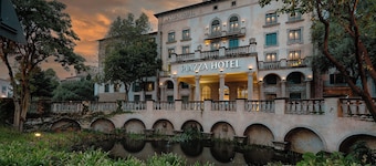 Piazza Hotel Montecasino