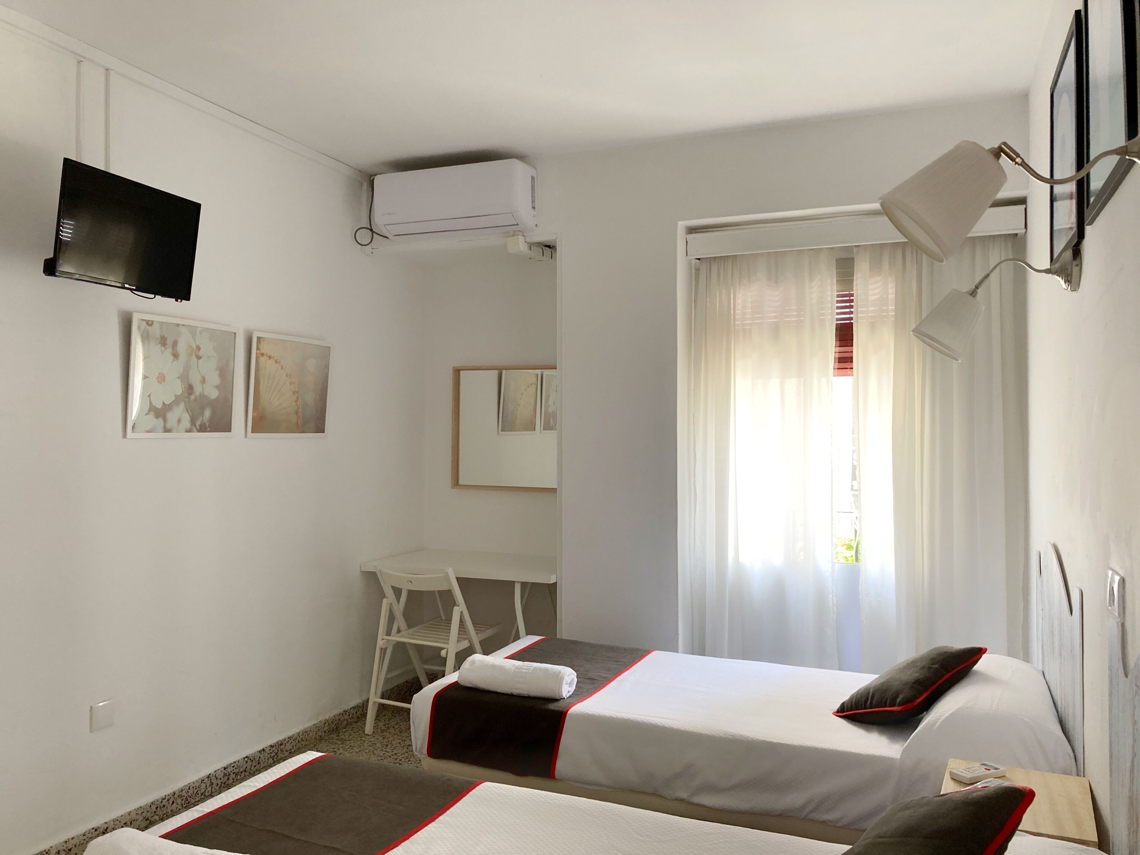 Foto - Hostal Paco Marbella