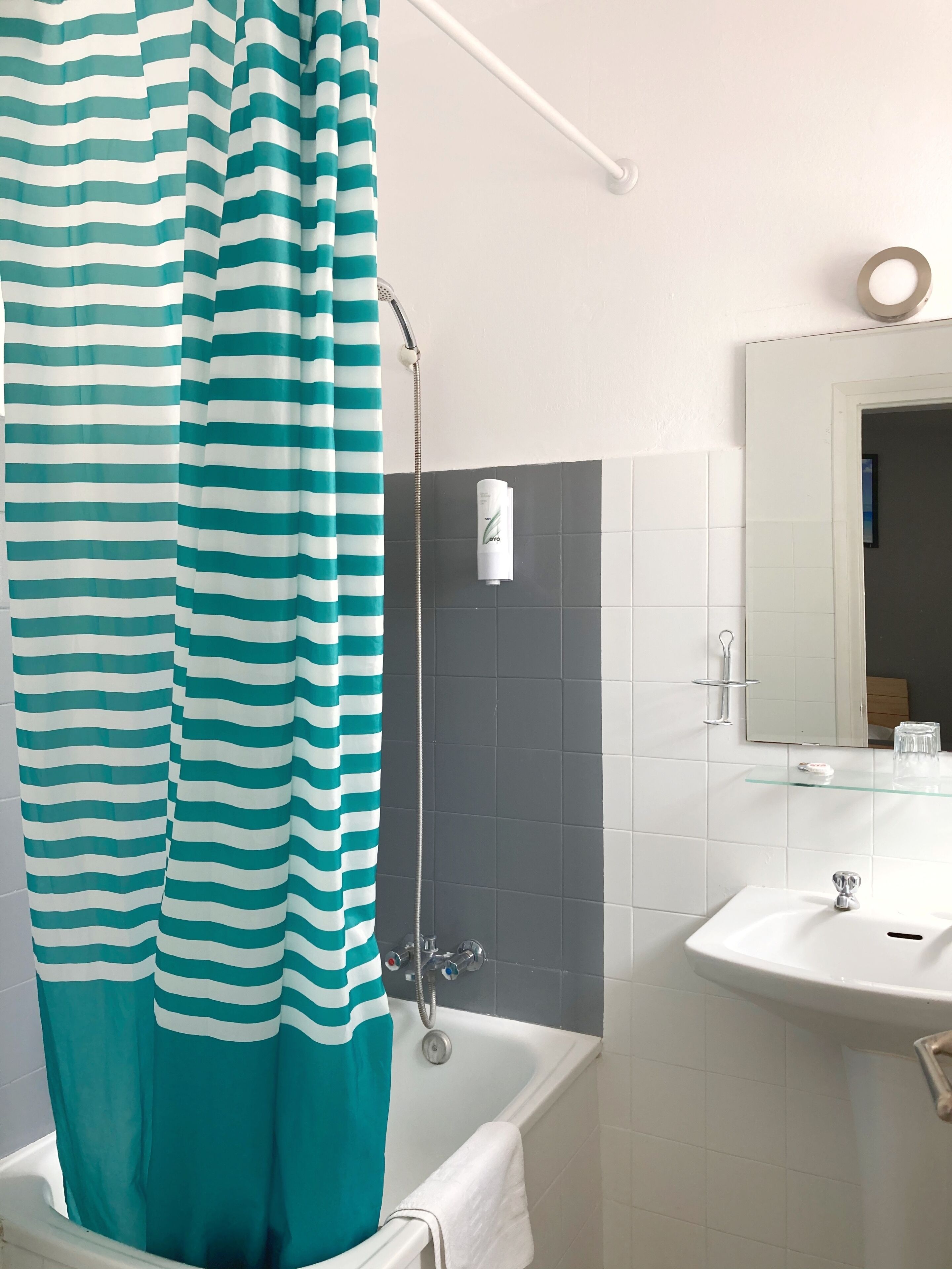 Foto - Hostal Paco Marbella