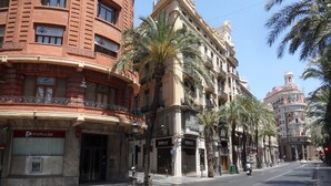 Exterior - Hostal Moratín (Valencia)