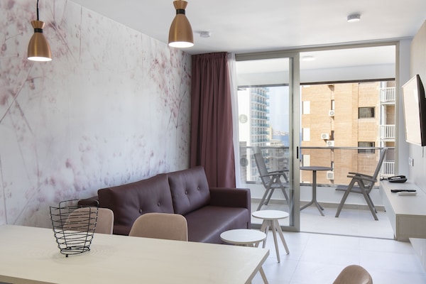 Departamento, 2 habitaciones, Terraza | Comedor