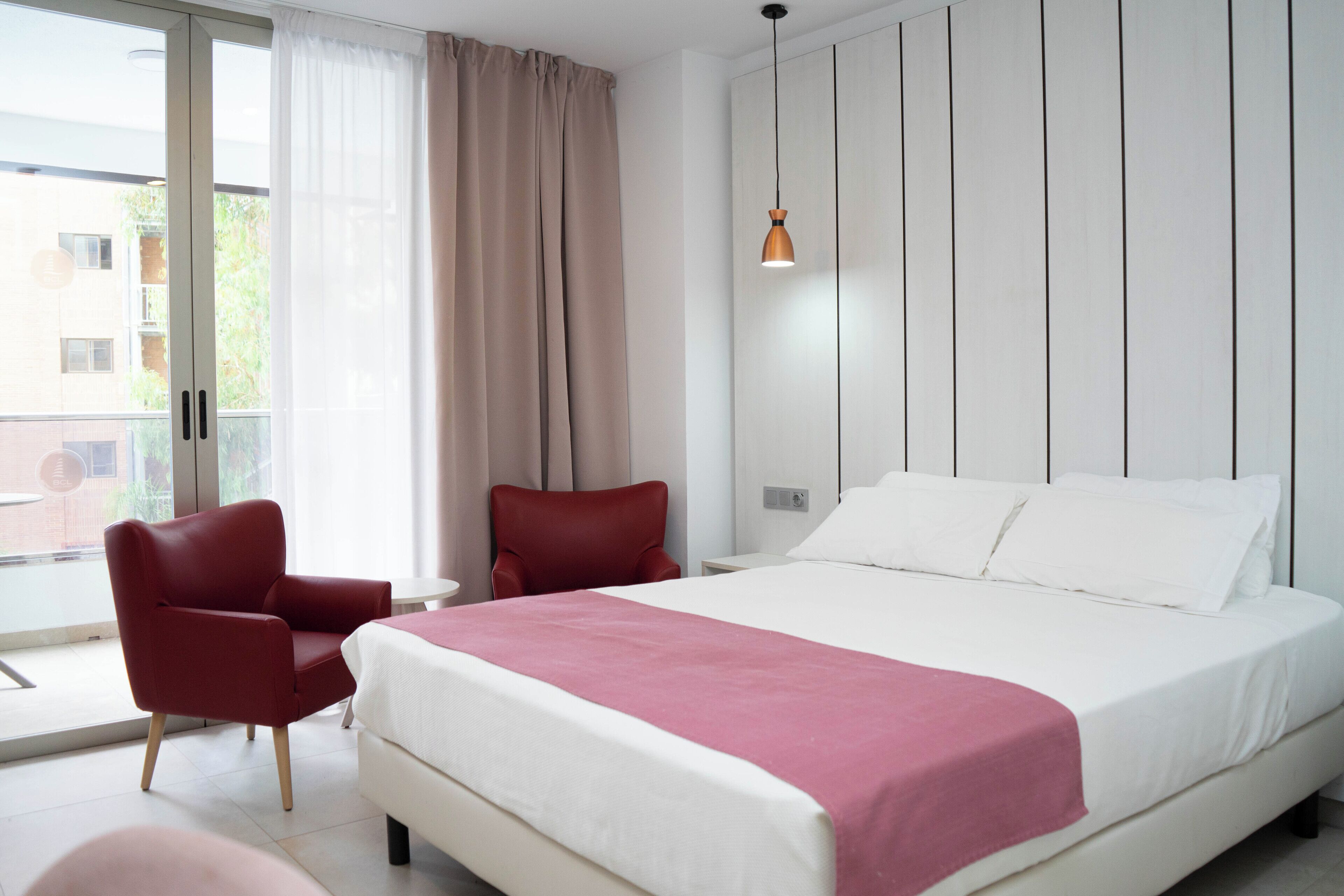 Apartment, 2 Schlafzimmer, Terrasse | Minibar, Zimmersafe, Schreibtisch, kostenlose Babybetten