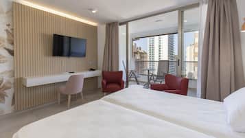 Studio, Terrace | 2 bedrooms, minibar, in-room safe, desk