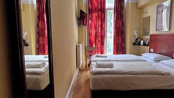 Tomannsrom | Individuelt dekorert, individuelt innredet og reiseseng for barn