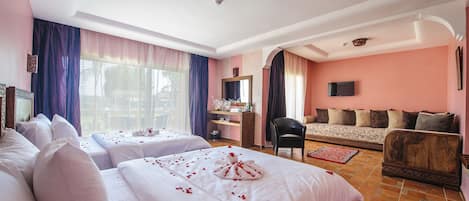 Junior Suite | Living area