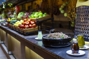 Buffet - Club Hotel Phaselis Rose - All Inclusive (Kemer)