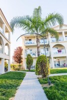 Zona de juegos infantil al aire libre