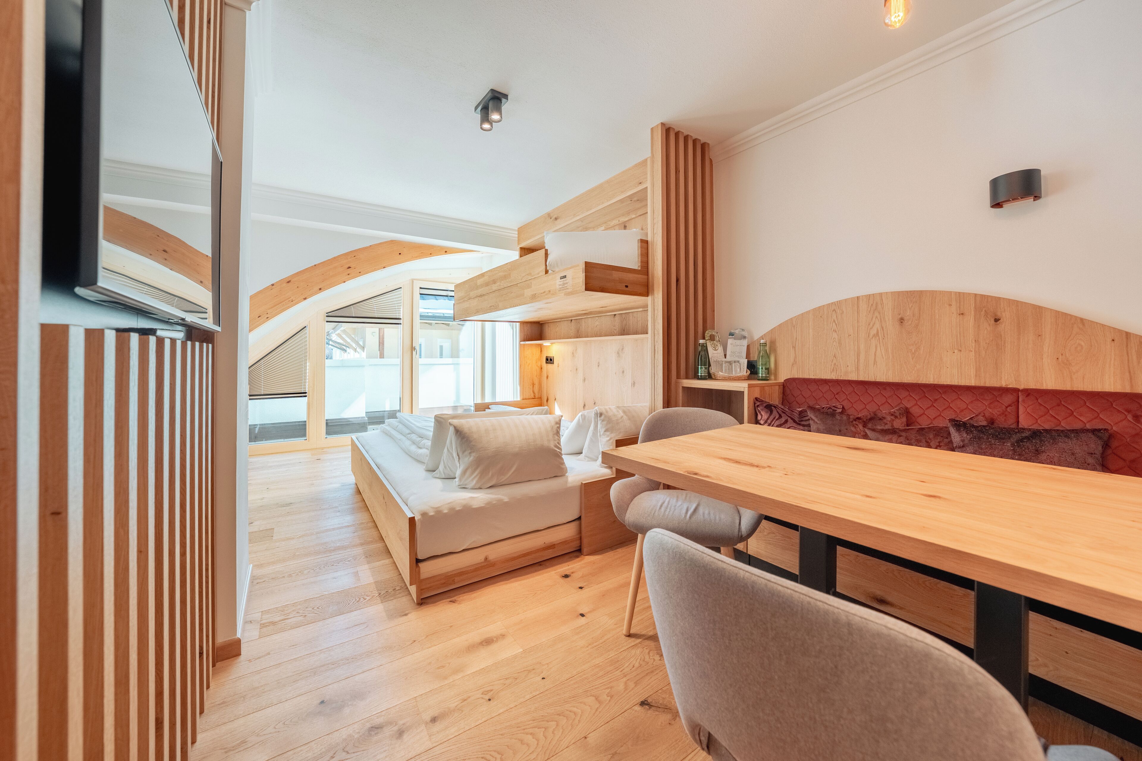 Grand Room | Living area | LED TV