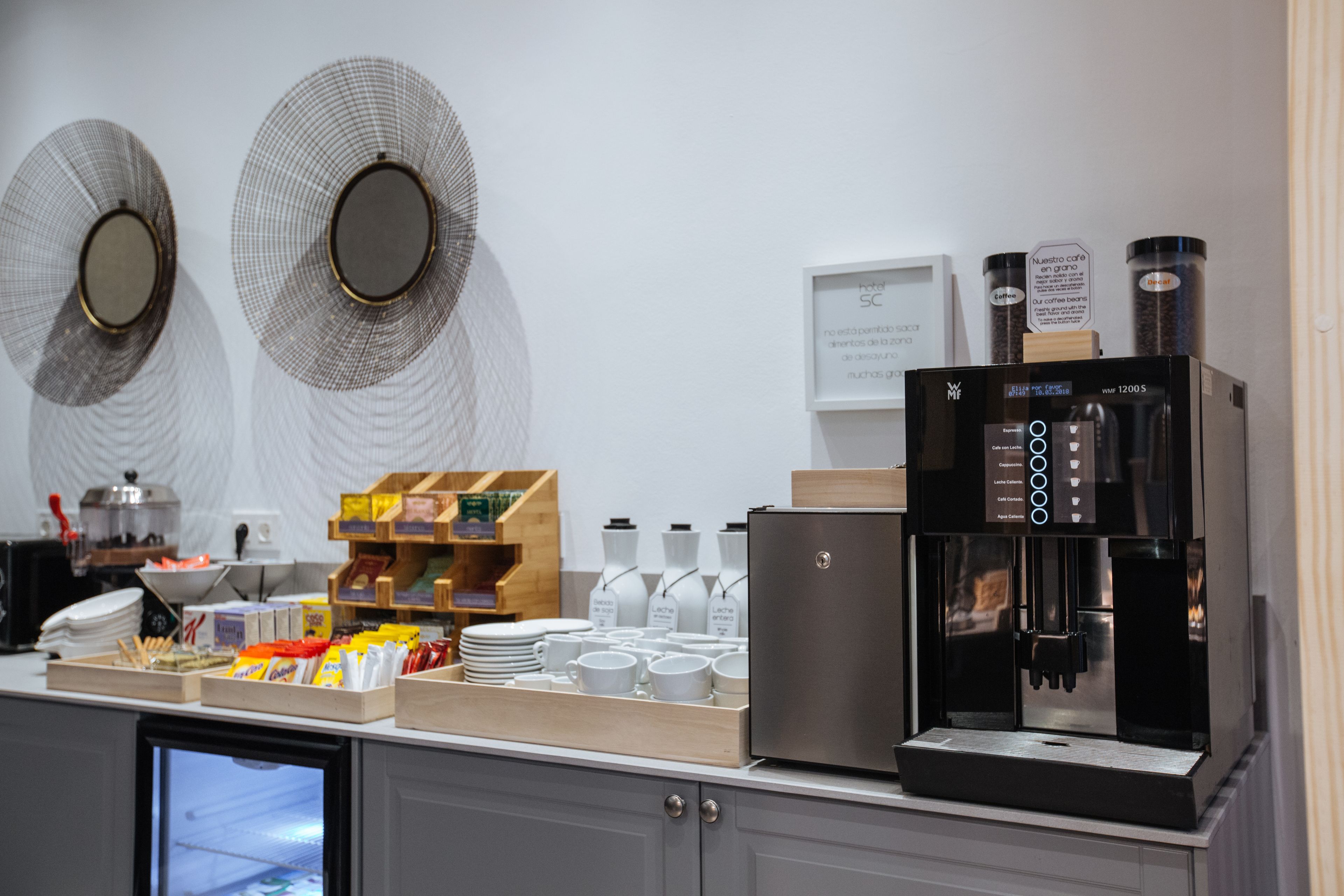 daily buffet breakfast (eur 11 per person)