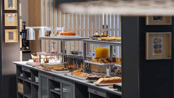 Daily buffet breakfast (EUR 11 per person)