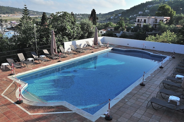 Utomhuspool