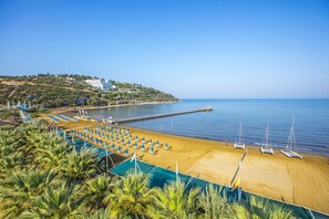 Private beach, sun-loungers, beach umbrellas, beach towels - Aqua Fantasy Aquapark Hotel & Spa - All Inclusive (Selçuk)