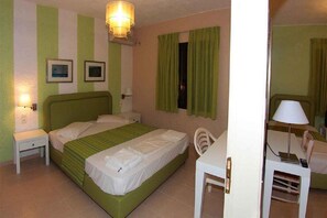 Room - Perla Apartments (Malevizi)