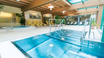 Sauna, hot tub, steam room, hot stone massages, sports massages