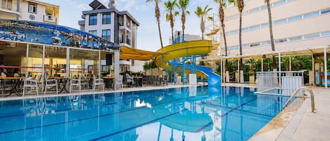 2 outdoor pools, open 10:00 AM to 7:00 PM, pool umbrellas, pool loungers