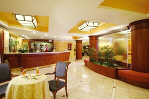 Bar (on property) - Hotel Parco Delle Rose (San Giovanni Rotondo)