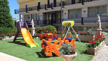 Aire de jeux - extérieure