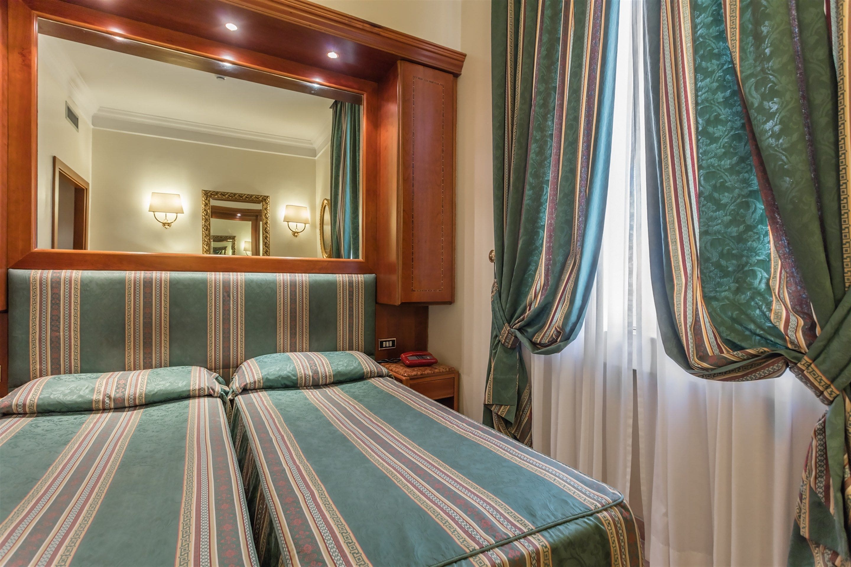 Foto - Raeli Hotel Regio