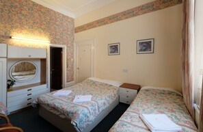 Room - Fairways Hotel Paddington (London)