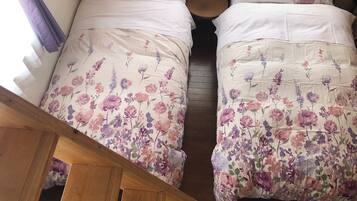 Western Style Maisonette Room | Free WiFi
