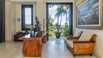 32-inch TV with cable channels