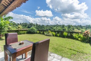 Garden Villa with Valley View | Terrace/patio - Anhera Suite Ubud (Ubud)